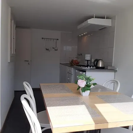 Hotel apartamentowy Marx