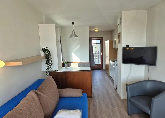 Marx شقة فندقية 3*